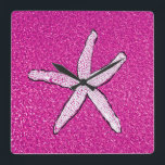 Funkelnd Girls Room Quadratische Wanduhr<br><div class="desc">Gedruckt mit weißem Seesternmuster in luxuriösem,  glitzerndem rosa Hintergrund. Ein wunderschönes Geschenk für Mädchen Zimmerdekoration!</div>