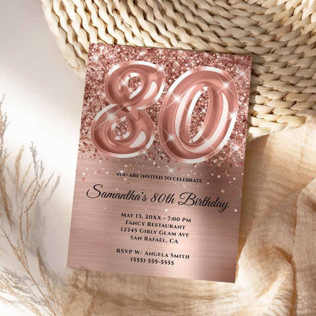 Funkelnd Glittery Rose Gold Glam 80. Geburtstag Einladung (Rose Gold Glam 80th Milestone Celebration Invite)