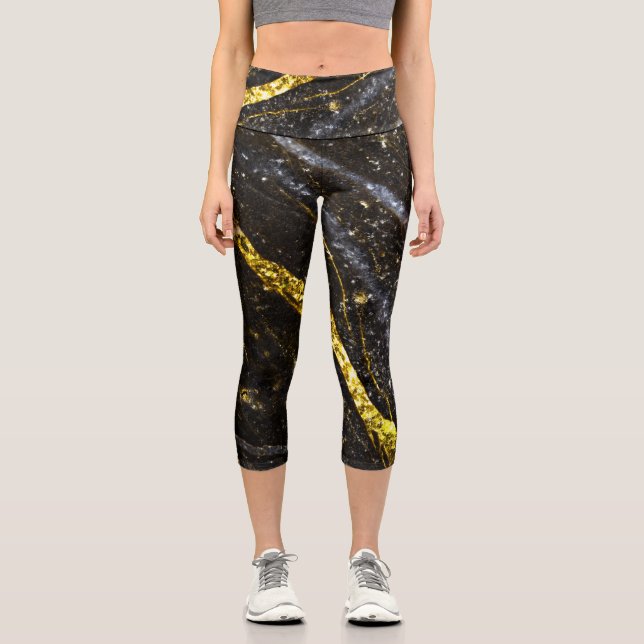 Funkelnd Gold abstrakt Capri Leggings (Vorderseite)
