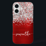 Funkelnd Silberner Glitzer Roter Glam Name iPhone 16 Hülle<br><div class="desc">Passen Sie das moderne handgeschriebene Style-Skript mit Swash-Glyphen an, um Ihre eigene personalisierte Groß-/Kleinschreibung zu erstellen. Löschen Sie die Symbole, wenn Sie das Skript alleine mögen. Fügen Sie ein Monogramm Initial hinzu, um eine erste Kombination aus Vornamen zu erstellen. Girly Imitats silber Glitzer und gebürstete rote Metal-Folie digitale Kunst drucken...</div>