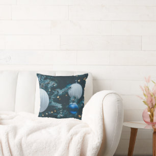 Funkelnd Weihnachtsbaum und Weihnachtsbälle Kissen