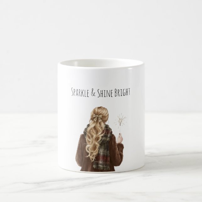 Funkelndes blondes Mädchen Weihnachten Neujahr Kaffeetasse (Mittel)
