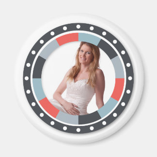 Funky Circle frame2 - grau und rot auf weiß Magnet