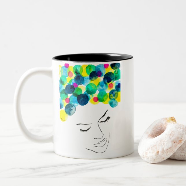 Funky farbiges Haarmädchen Aquarell Zweifarbige Tasse (Mit Donut)