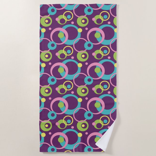 Funky Lila Circles Beach Handtuch (Vorderseite)