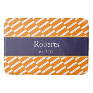 Funky Orange Pattern Family Name and Year Modern Badematte