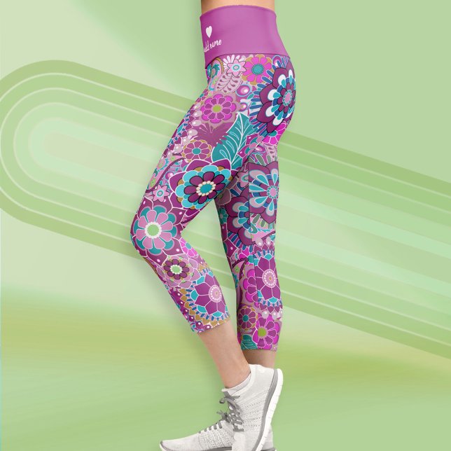 Funky Retro Blumenmuster mit Namen - lila blau Capri Leggings (Custom Leggings)