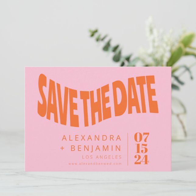 Funky Retro Mod Einzigartiges Foto Rosa Orange Cus Save The Date (Stehend Vorderseite)
