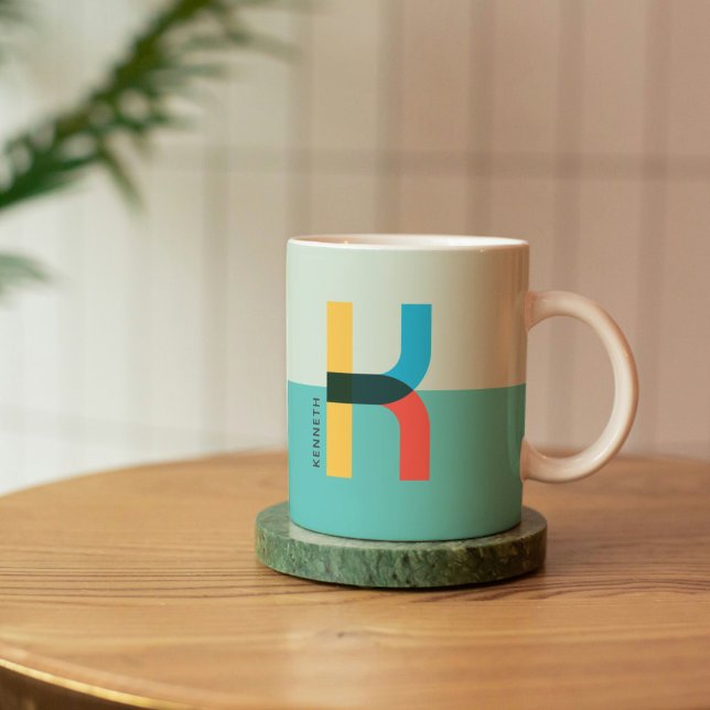 Funky Unique Letter K Personalisierte Kaffee-Tasse Kaffeetasse (Unique Letter K on a teal background of Mug with personalized name)