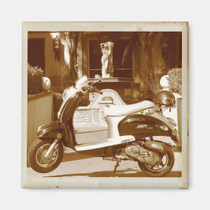Funky Vintag Scooter Magnet! Magnet