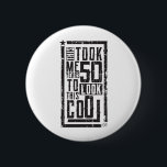 Funny 50th Birthday B-Day Geschenk Sprichwort Alte Button<br><div class="desc">Erstellen Sie Ihren eigenen billigen Button auf Zazzle! Verwenden Sie das Design-Tool, um eigene Kunstwerke, Designs oder Bilder hochzuladen, um eine von einer Art billigen Knopf zu machen. Sie können auch Text mit großartigen Schriftart hinzufügen und eine Vorschau Ihres Designs erstellen. Diese leicht anpassbare günstige Taste hat keine Mindestbestellung und...</div>