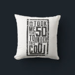 Funny 50th Birthday B-Day Geschenk Sprichwort Alte Kissen<br><div class="desc">Erstellen Sie Ihr eigenes billiges Throw Kissen auf Zazzle! Verwenden Sie das Design-Tool, um eigene Kunstwerke, Designs oder Bilder hochzuladen, um ein billiges Throw Kissen zu machen. Sie können auch Text mit großartigen Schriftart hinzufügen und eine Vorschau Ihres Designs erstellen. Dieses einfach zu anpassende Throw Kissen hat keine Mindestbestellung und...</div>