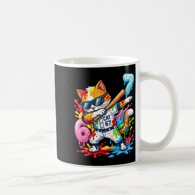 Funny 67 Baseball Dabbing Cat 6 7 Dripng Ice Cream Kaffeetasse (Rechts)
