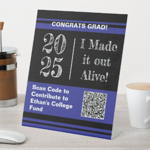 Funny Abschluss 2025 Uni Fund QR Code Sockelschild