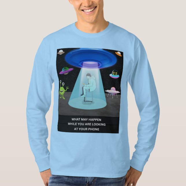Funny Alien Abduction Phone Distraction Sci-Fi Hum T-Shirt (Vorderseite)