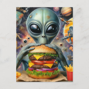 Funny Alien Eating Cheeseburger Postkarte