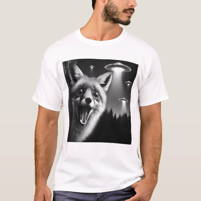 Funny Alien Fox UFO Selfie mit UFOs T-Shirt (Vorderseite)