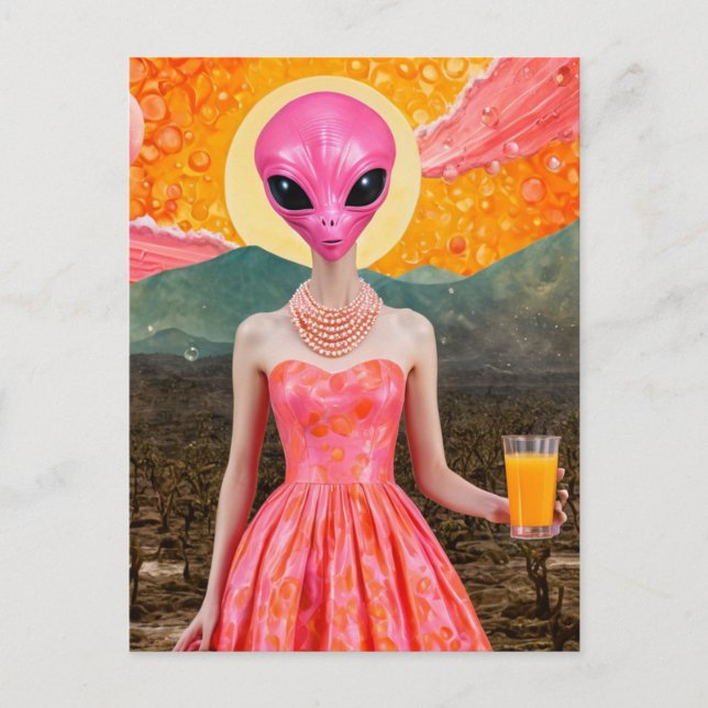 Funny Alien Lady in Rosa mit Orangensaft Postkarte (Vorderseite)