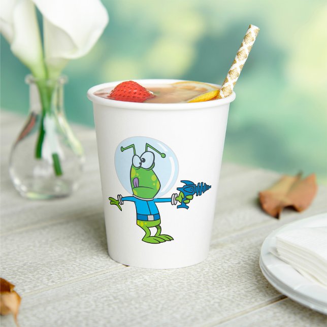 Funny Alien mit Ray Gun Sci-Fi Space Invader Pappbecher (Von Creator hochgeladen)