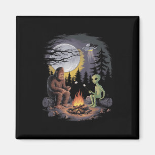 Funny Alien und Bigfoot Wandern Ristorante La Lanc Magnet