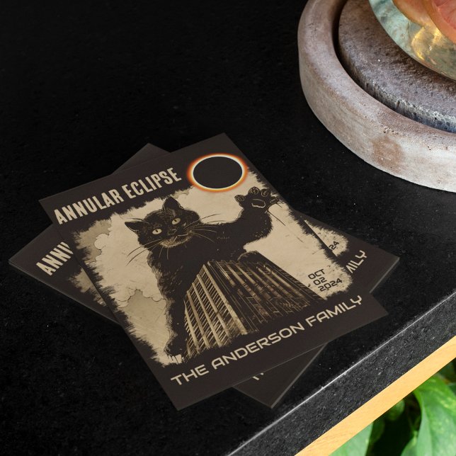 Funny annular Solar Eclipse Big Cat 2. Oktober 202 Postkarte (Von Creator hochgeladen)