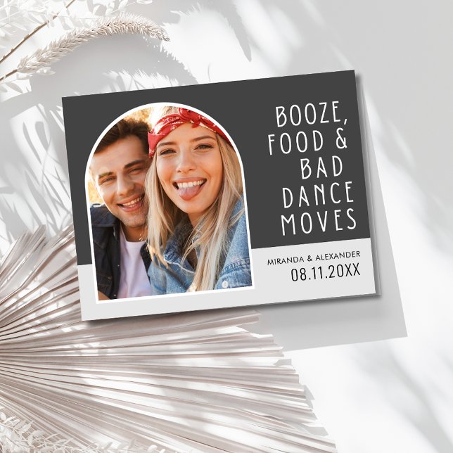 Funny Arch Foto Wedding Save the Date Ankündigungspostkarte (Funny Arch Photo Wedding Save the Date )