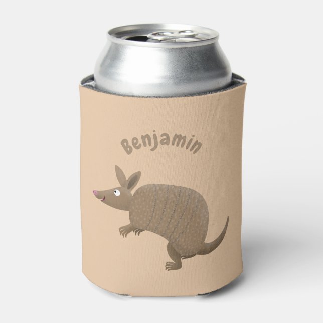 Funny armadillo Happy Cartoon Illustration Dosenkühler (Kanne Vorderseite)