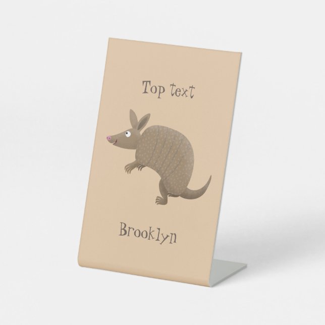 Funny armadillo Happy Cartoon Illustration Sockelschild (Vorderseite)