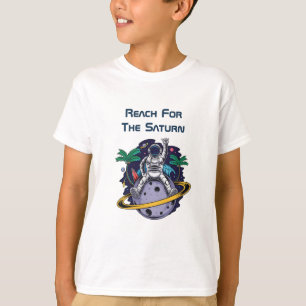 Funny Astronaut sitzt auf Saturn T-Shirt