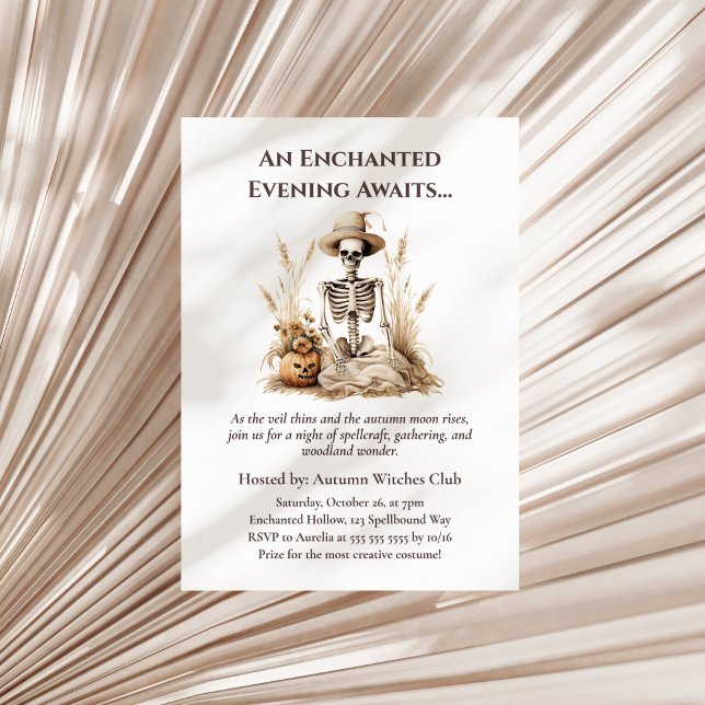 Funny Autumn Skeleton - Hexchy Fall Ansammlung Einladung (Funny Autumn Skeleton – Witchy Fall Gathering Invitation on a neutral dry palm leaf)