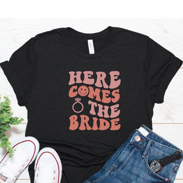 Funny Bachelorette Bride T Shirt (Von Creator hochgeladen)