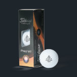 Funny behalten Beruhigung Titleist Pro V1 Golfball<br><div class="desc">Funny behielt ruhig Titleist Pro V1 Golfball Geschenkboxen. Machen Sie Ihren eigenen humorvollen behalt ruhig und führen Sie weiter Zitat. Modernes typografisches Design mit schwarzer Krone. Personalisiertes Geschenk für Golfer und Golfer. Packung mit 3 oder 12 Durchstechflaschen. Auch auf anderen guten Marken wie Callaway, Wilson und Taylor Made erhältlich.</div>