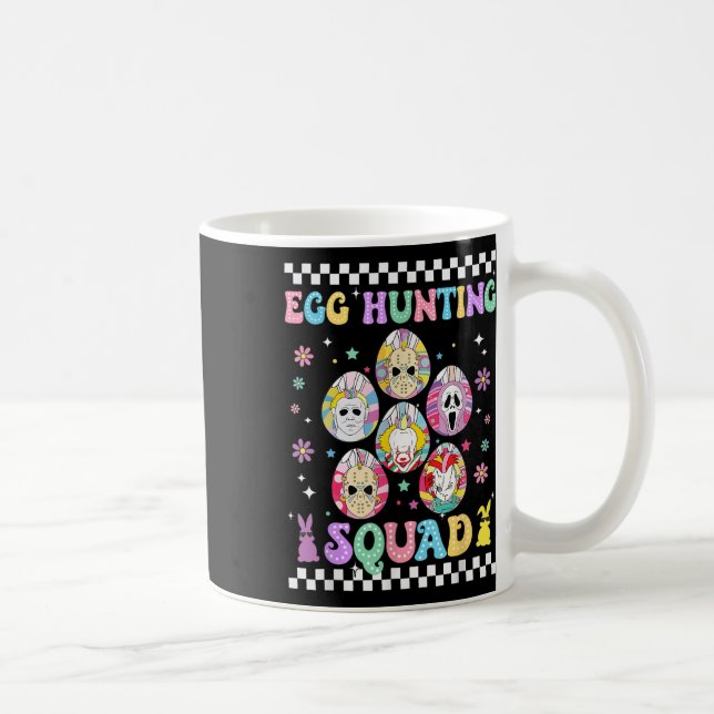 Funny bereitet sich auf Groovy Dye Horror Ei Jagd  Kaffeetasse (Rechts)