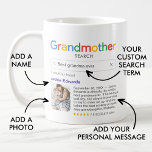 Funny Best Oma je Suchergebnisse mit Foto Kaffeetasse<br><div class="desc">Diese süße und spielerische Geschenkidee ist die perfekte Tasse, um die beste Oma aller Zeiten zu ehren. Styled, um einem Suchergebnis zu ähneln, krönt es humorvoll Ihre Großmutter als die Beste der Welt, mit jedem Suchbegriff (Beste Oma/Nana/Granny/Meemaw/Mawmaw/andere je), Ihrer persönlichen Nachricht und einem benutzerdefinierten Foto. Das farbenfrohe, moderne Design sorgt...</div>