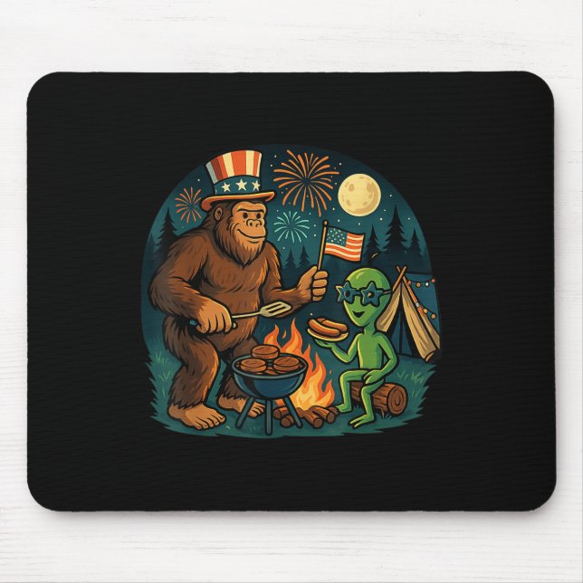 Funny Bigfoot Alien Grillen Campfire 4. Juli Ameri Mousepad (Vorne)