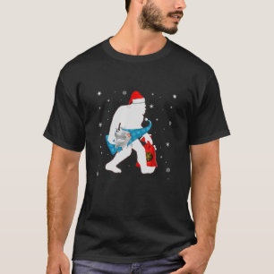 Funny Bigfoot Carry Ein Gnome Statue Weihnachten B T-Shirt