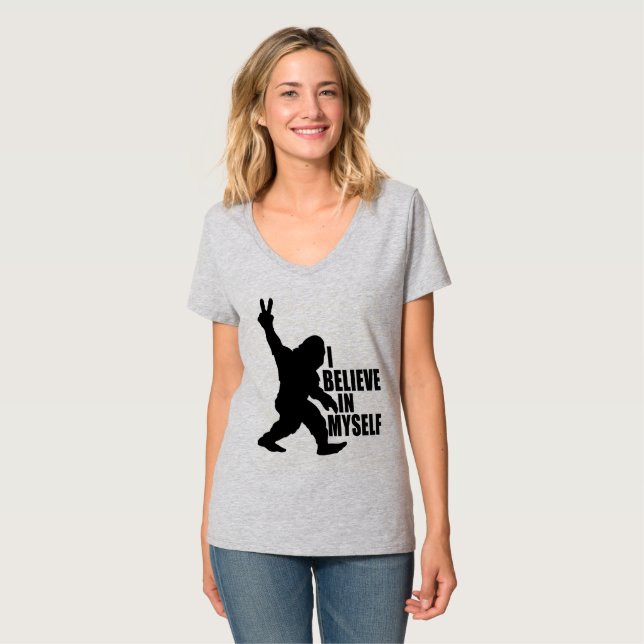Funny Bigfoot-Ich glaube an mich selbst T-Shirt (Vorderseite Vollansicht)