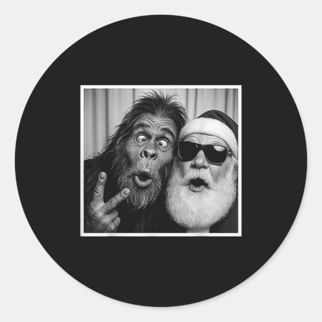 Funny Bigfoot Photobooth With Santa Christmas Xmas Runder Aufkleber (Vorderseite)