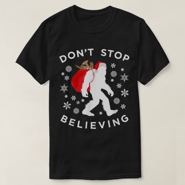 Funny Bigfoot Santa Christmas Design T-Shirt (Design vorne)