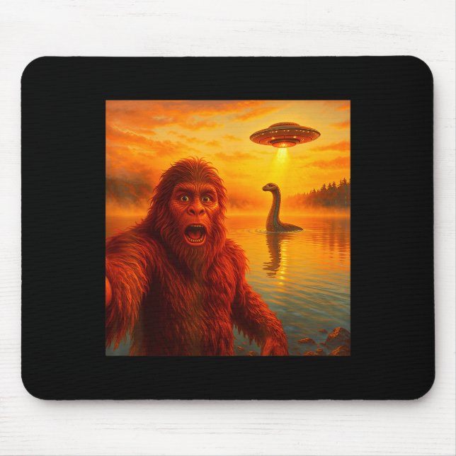 Funny Bigfoot Selfie With Loch Ness Monster And Uf Mousepad (Vorne)