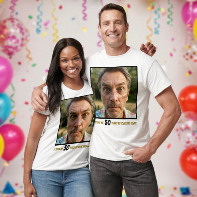 Funny Birthday Crew Foto Age Fun Unglaublich witzi T-Shirt (Von Creator hochgeladen)