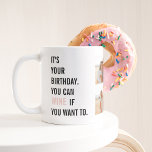 Funny Birthday Quotes | Collage Foto | Bestes Gesc Zweifarbige Tasse<br><div class="desc">"Wein wird mit dem Alter besser,  genau wie du! Herzlichen Glückwunsch zum Geburtstag und ein weiteres Jahr der Lust!"</div>