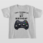 Funny Birthday Video Gamer T-Shirt<br><div class="desc">Ein lustiger Spaß für Ihren Videospielersohn,  Bruder,  Enkel oder Neffen. Text bearbeiten,  um Namen hinzuzufügen.</div>