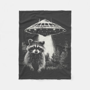Funny Black and White Space Raccoon UFO Fleecedecke