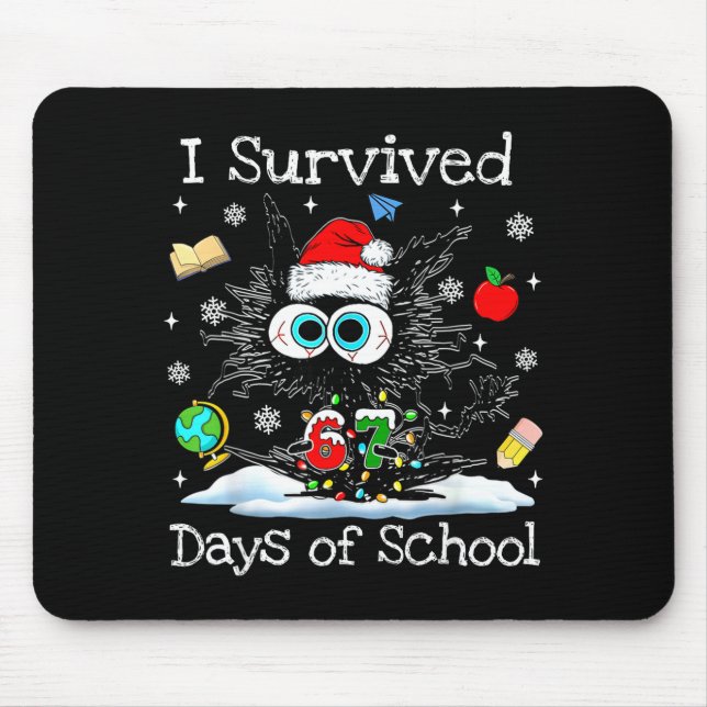 Funny Black Cat Christmas I Survived 67 Days Of Sc Mousepad (Vorne)