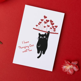 Funny Black Cat Hanging Out Valentine's Day Feiertagskarte