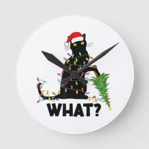 Funny Black Cat Pushing Weihnachtsbaum über Cat Ch Runde Wanduhr