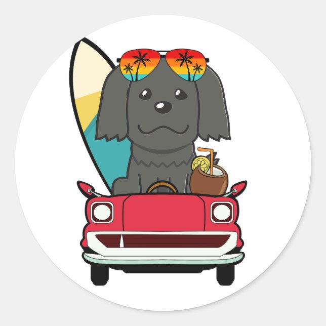 Funny Black Dog fährt zum Strand Runder Aufkleber (Vorderseite)