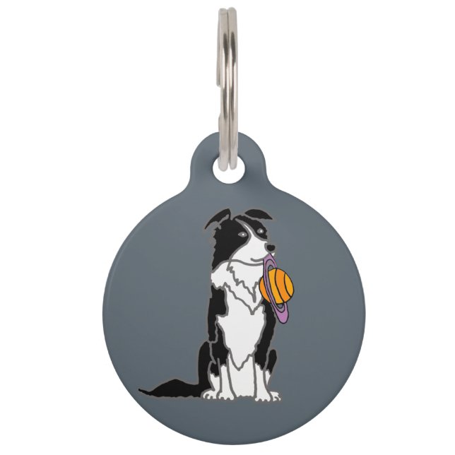Funny Border Collie mit Saturn Disk Haustiermarke (Vorderseite)