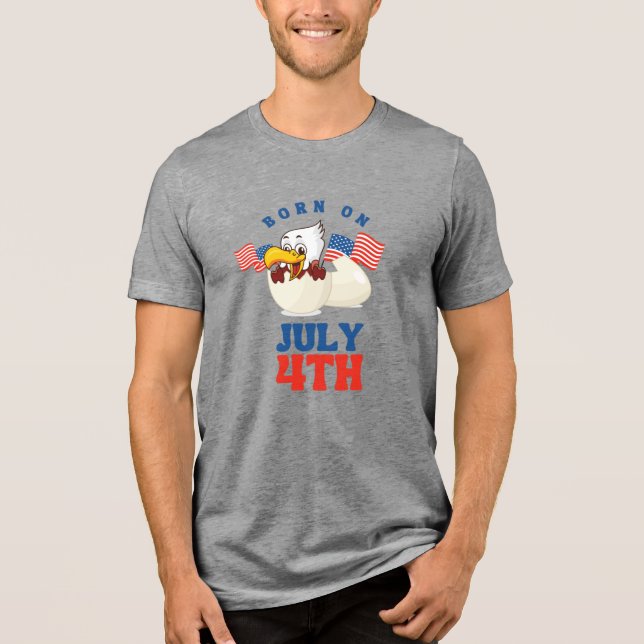 Funny Born on July 4th Eagle T-Shirt Tri-Blend Shirt (Vorderseite)